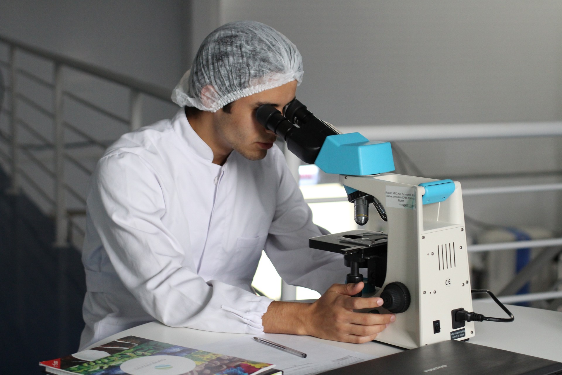 Especialista en Análisis Clínico de Laboratorio
